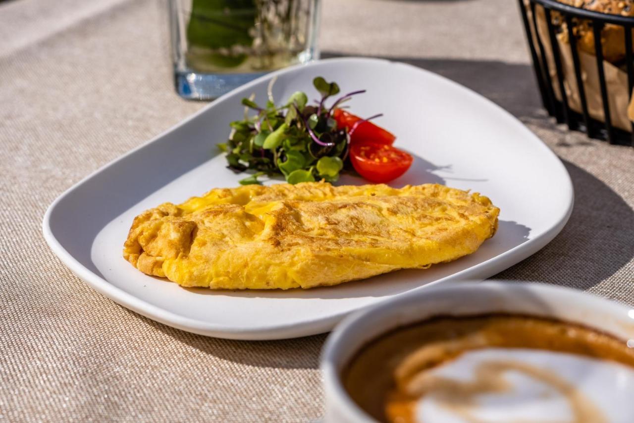 Soho Boutique Castillo De Santa Catalina - Adults Recommended Malaga Ngoại thất bức ảnh An omelette