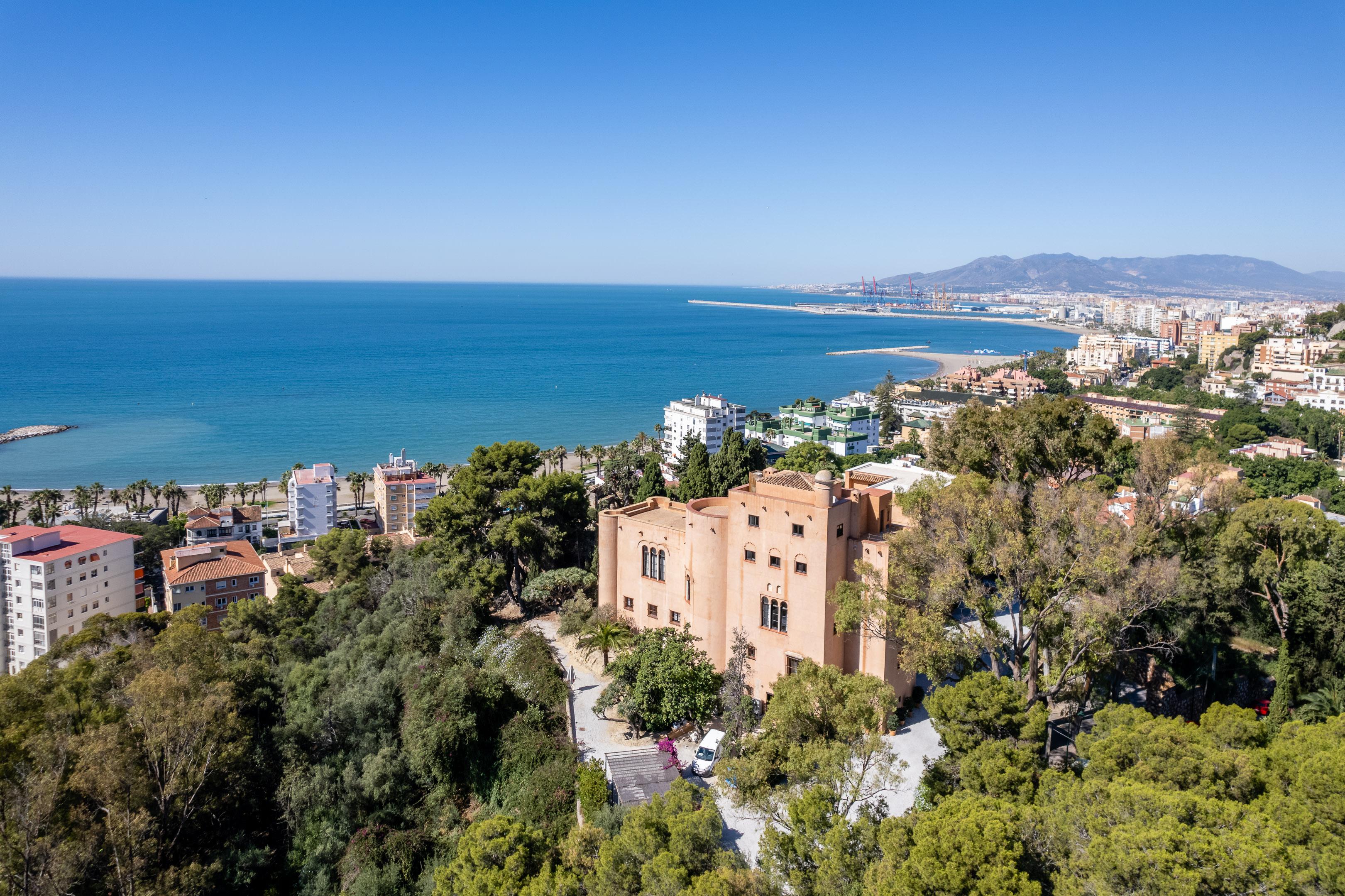 Soho Boutique Castillo De Santa Catalina - Adults Recommended Malaga Ngoại thất bức ảnh View of the city