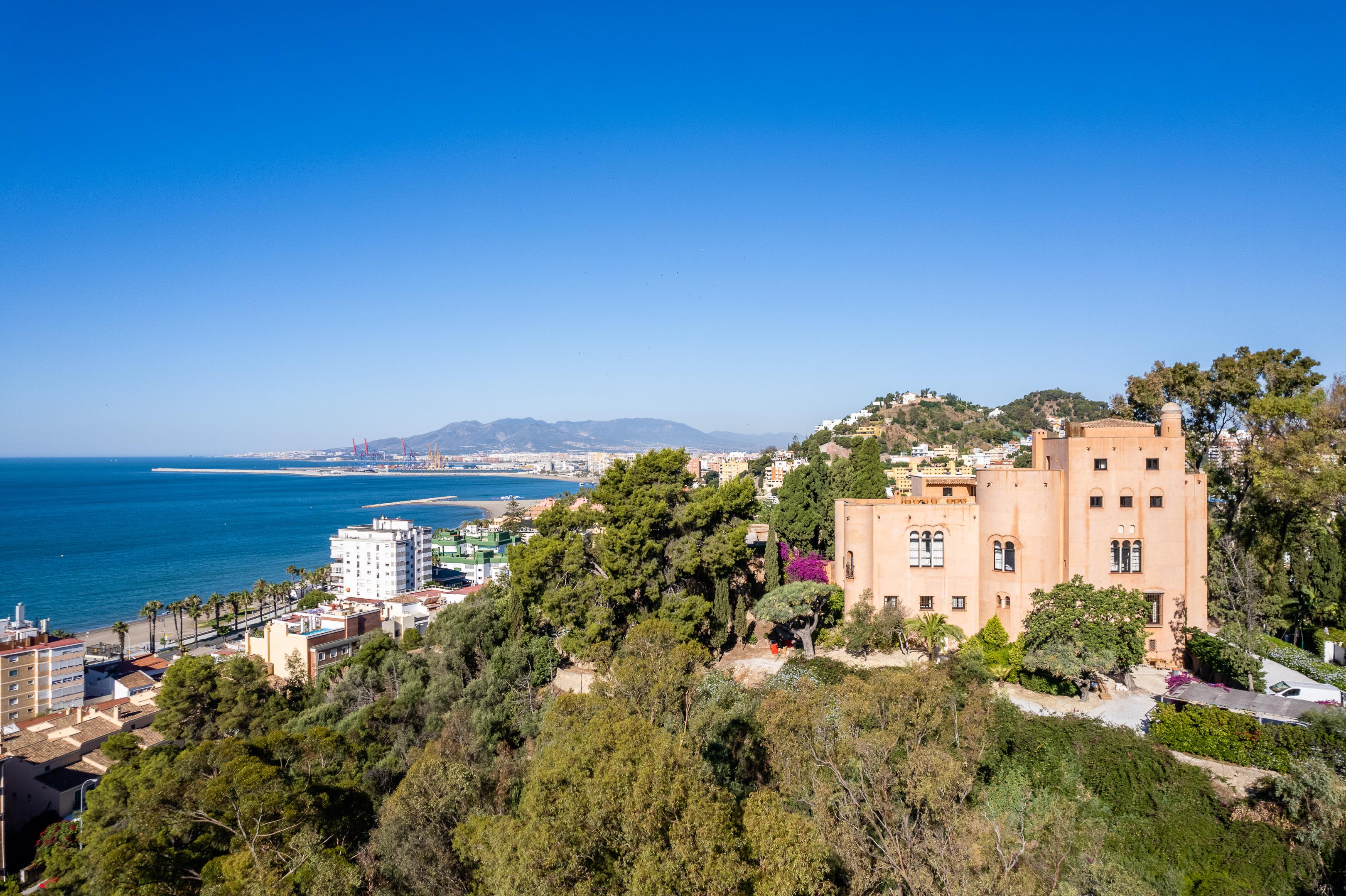 Soho Boutique Castillo De Santa Catalina - Adults Recommended Malaga Ngoại thất bức ảnh View of the castle
